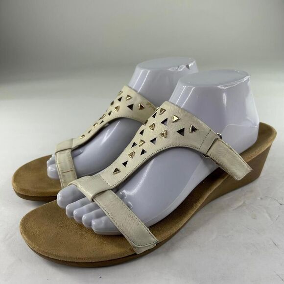 Vionic Women's Maggie Wedge Sandals US 11 White Studs T-strap Shoes - Picture 5 of 10